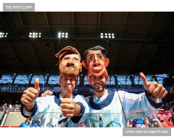 卡塔尔运动员体验画面具,赞中国文化多样性 卡塔尔运动员体验画面具,赞中国文化多样性